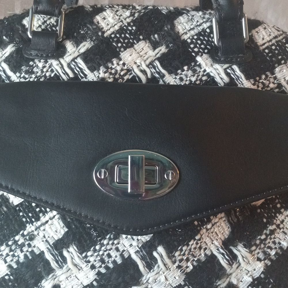 Talbots Purse - Picture 2 of 12